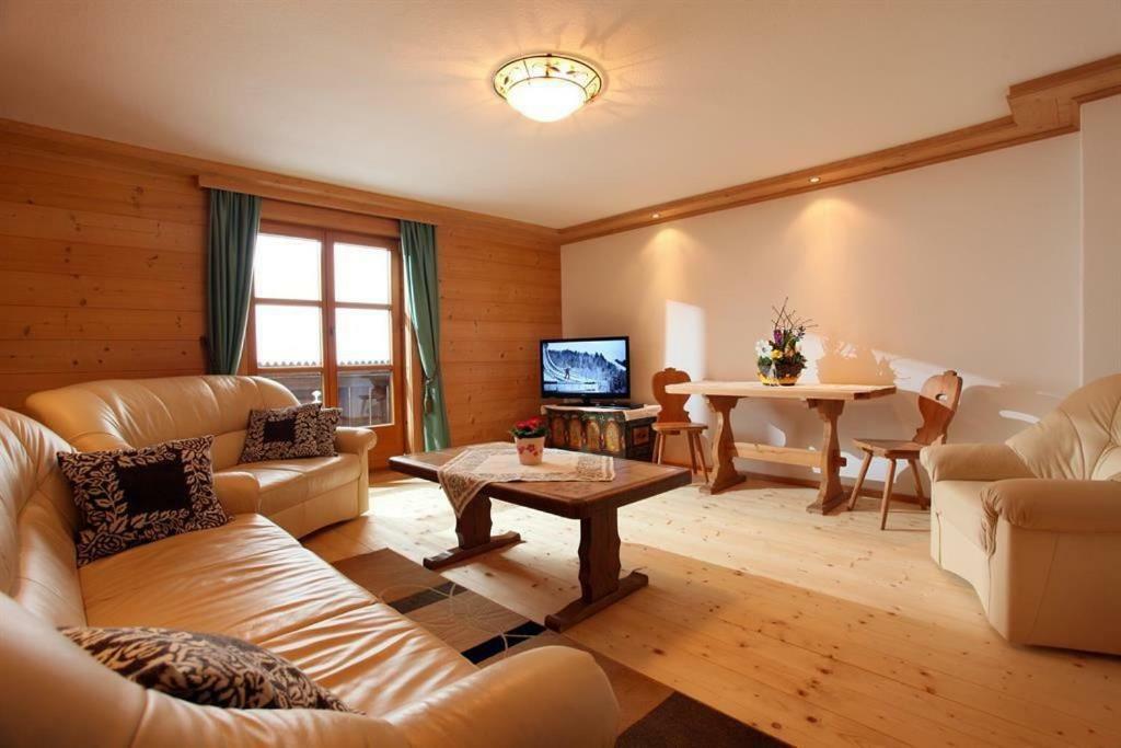 ブリクセン イン ターレHaus Waldhofアパートメント エクステリア 写真
